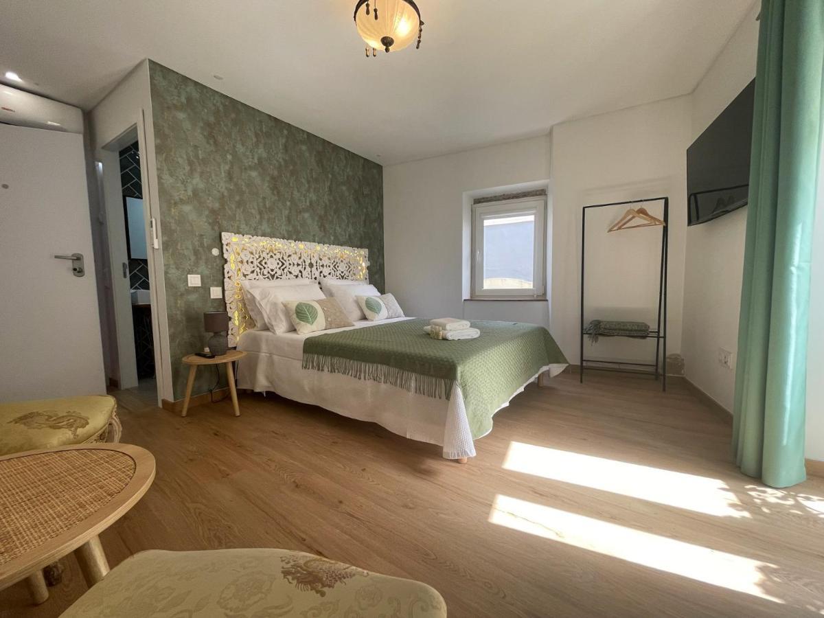 セトゥーバル Baia Do Mundo Bed & Breakfast エクステリア 写真