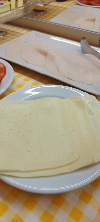 セトゥーバル Baia Do Mundo Bed & Breakfast エクステリア 写真